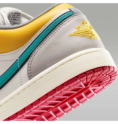 Кросівки унісекс Air Jordan 1 Low Premium White HV4511-133