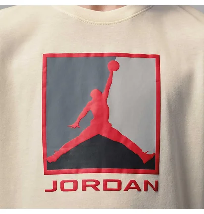 Футболка дитяча Nike Ess Tee Beige 95F057-W5T