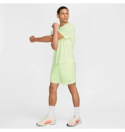 Шорти чоловічі Nike Challenger Dri-Fit 2-In-1 5 Running Shorts Yellow HJ3588-701
