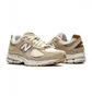 Кроссовки унисекс New Balance M 2002 Rsc Beige M2002RSC