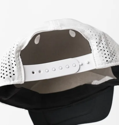 Кепка унісекс Nike Advantage Club Hat White FB5636-100