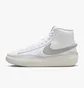 Кросівки чоловічі Nike Blazer Phantom Mid Shoes White DX5800-101