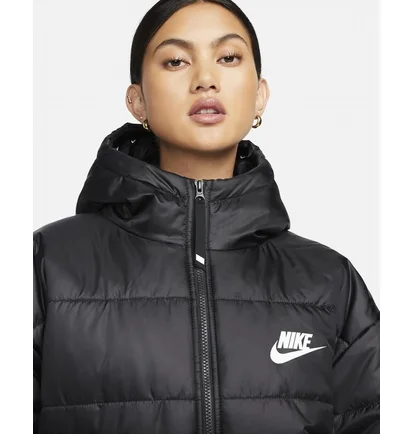 Куртка женская Nike W Nsw Syn Tf Rpl Hd Jkt Black Dx1797-010