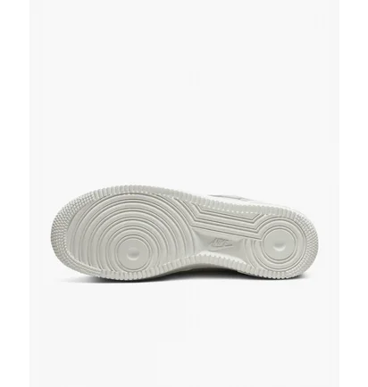 Кросівки жіночі Nike Air Force 1 07 Se Beige DR6402-900