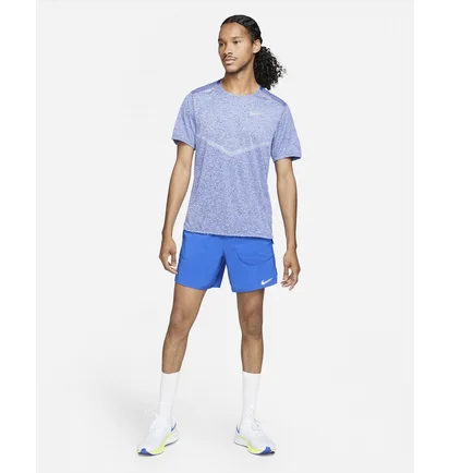 Футболка чоловіча Nike Rise 365 MenS Dri-Fit Short-Sleeve Running Top Light Blue CZ9184-482