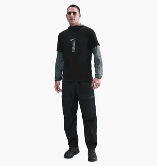 Футболка мужская Nike Sportswear Ava Rover Black HQ9246-010