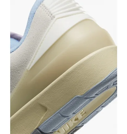 Кросівки жіночі Air Jordan Air 2 Retro Low Shoes White DX4401-146