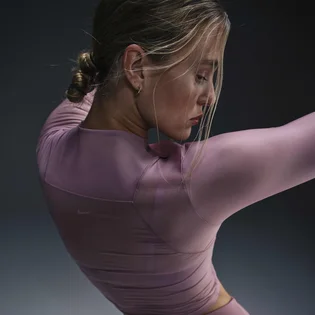Кофта женская Nike Inf Ls Top Sheer Violet FV7915-523