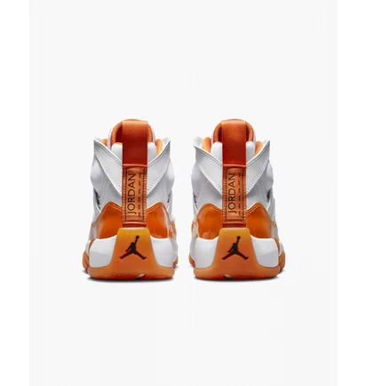Кросівки жіночі Nike Jumpman Two Trey White DR9631-180