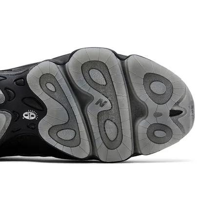 Кросівки чоловічі New Balance 1000 Lunar New Year Black M1000LNY
