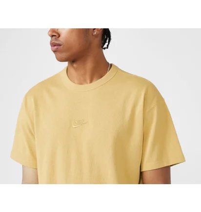 Футболка чоловіча Nike Nsw Premium Essentials T-Shirt Yellow DO7392-725