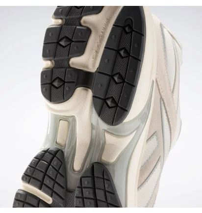 Кросівки чоловічі Reebok Premier Road Plus Vi Sneakers White 100070273