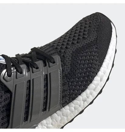 Кроссовки женские Adidas Ultraboost 5.0 Dna Black Fz1853
