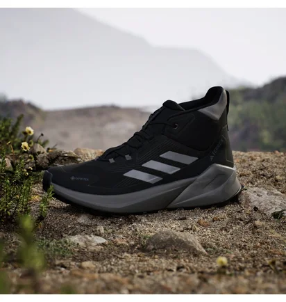 Ботинки унисекс Adidas Terrex Trailmaker 2.0 Mid Gore-Tex Hiking Shoes Black IE9062