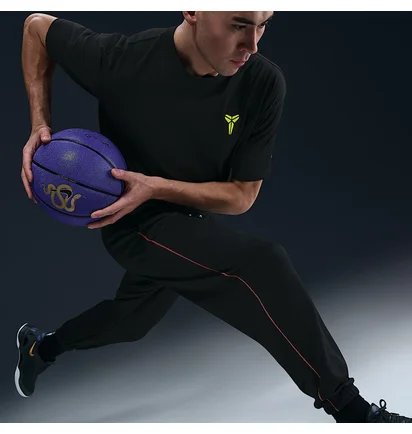 Штани чоловічі Nike Kobe Therma-Fit Black HJ8113-011