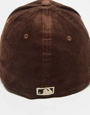 Кепка унісекс NEW ERA Cord 39Thirty Brown 60285133