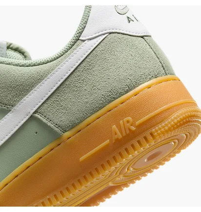 Кросівки чоловічі Nike Air Force 1 07 Lv 8 Olive FQ8714-300