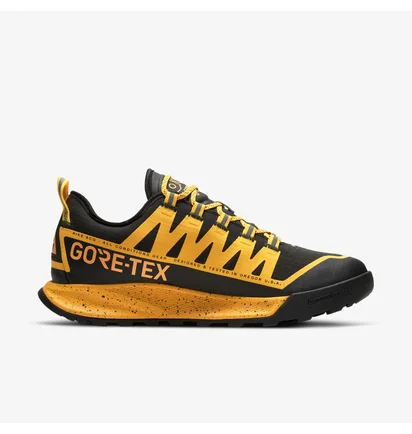 Кросівки унісекс Nike Acg Air Nasu Gore-Tex Laser Black/Yellow Cw6020-001