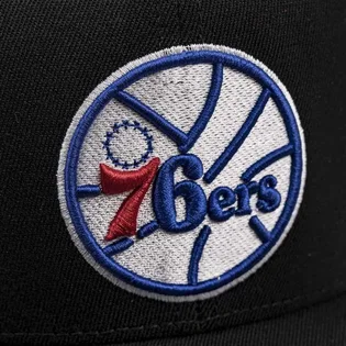 Кепка унисекс Mitchell & Ness Nba Philadelphia 76Ers 50Th Anniversary Patch 110 Snapback Black 6HSSFH21HW014-BLCK