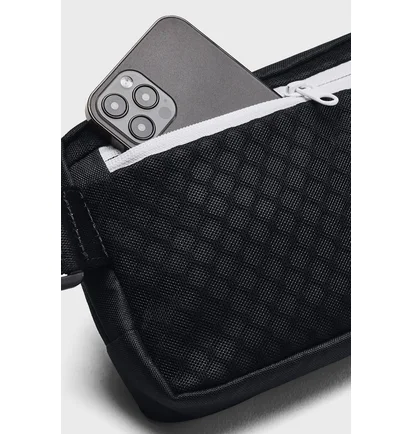 Сумка унисекс Under Armour Loudon Waist Bag Xbody 2L Black 1378418-001