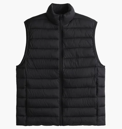 Жилетка мужская H&M Slim Fit Water-Repellent Puffer Gilet Black 1274611001