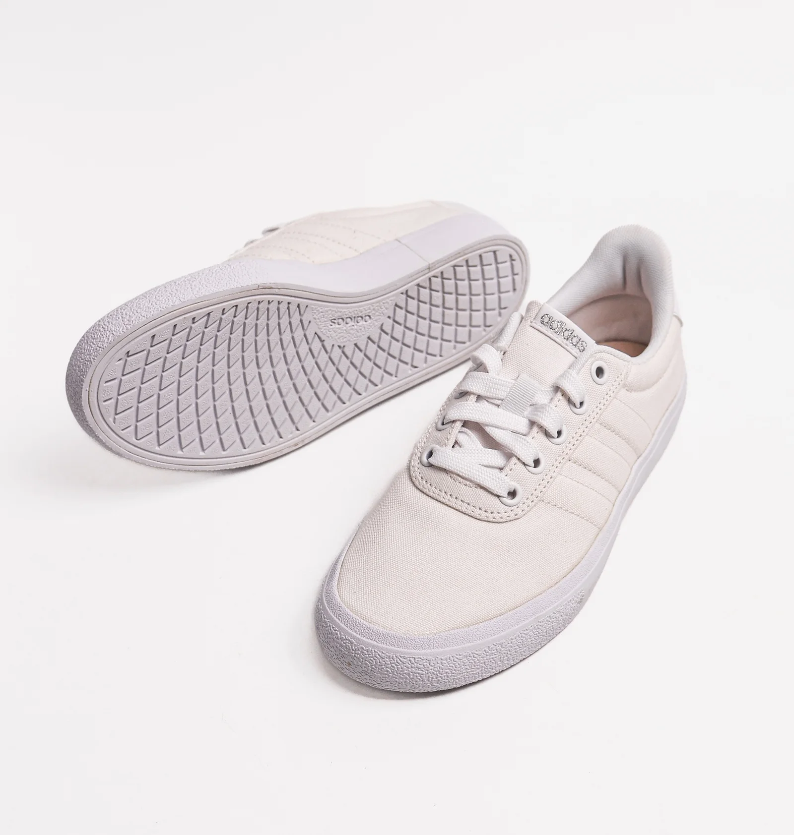 ᐉ Кросівки жіночі Adidas Vulc Raid3R Skateboarding Shoes White
