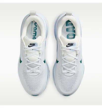 Кросівки жіночі Nike Air Zoom Vomero 18 Light Blue HM6804-103