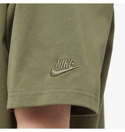 Футболка мужская Nike Tech Pack Tee Olive FB4395-222