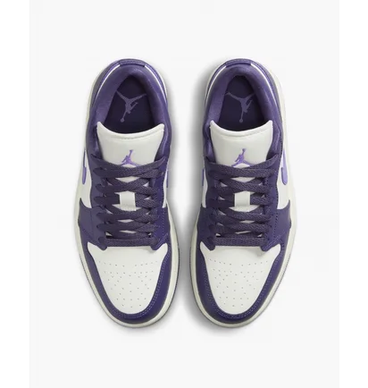 Кросівки жіночі Air Jordan 1 Low WomenS Shoes White/Violet DC0774-502