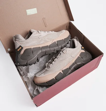 Кроссовки унисекс Reebok Zig Kinetica 2.5 Edge Grey Gz2184