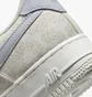 Кросівки жіночі Nike Air Force 1 07 Se Beige DR6402-900
