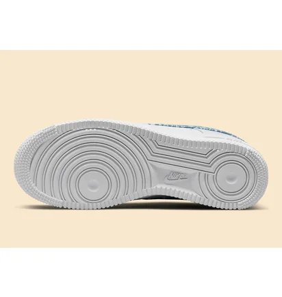 Кросівки жіночі Nike Air Force 1 07 Essential White DH4406-100