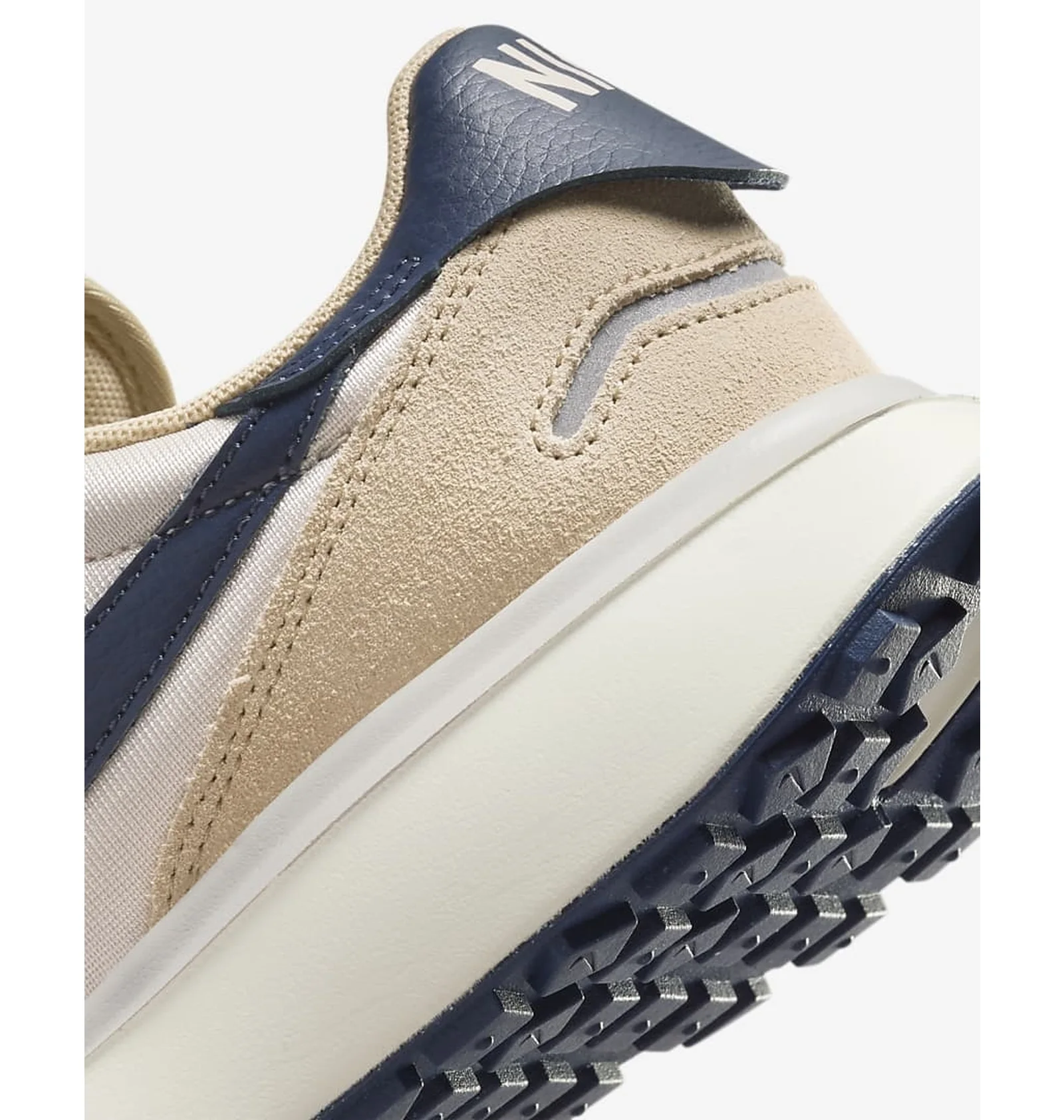 ᐉ Кросівки жіночі Nike Phoenix Waffle White/Beige FD2196-101
