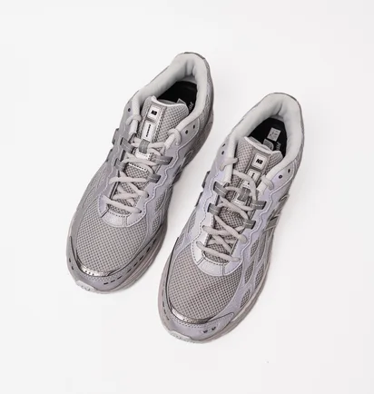 Кроссовки унисекс New Balance Trainers Grey U1906WFE