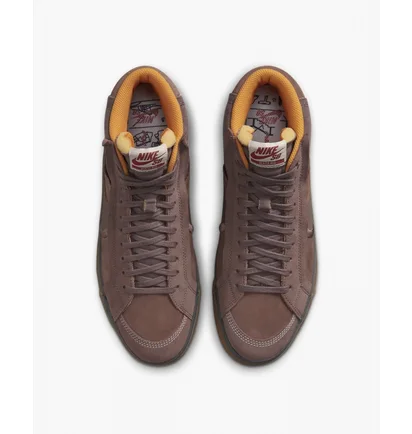 Кросівки унісекс Nike Sb Zoom Blazer Mid Premium Plus Brown Dv5468-200