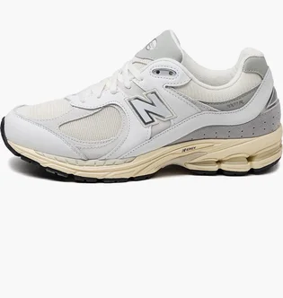 Кросівки чоловічі New Balance M2002Ria White/Beige M2002RIA