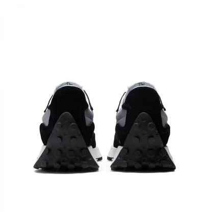 Кроссовки мужские New Balance 327 Black/Grey U327WEC
