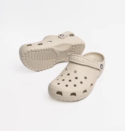 Тапочки унісекс Crocs Classic Clog Beige 10001-2Y2