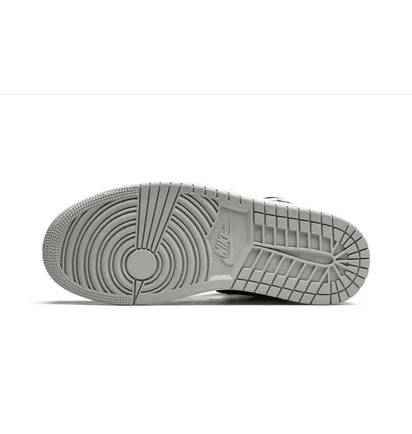 Кроссовки мужские Air Jordan 1 Retro High Og Black/Grey 555088-108