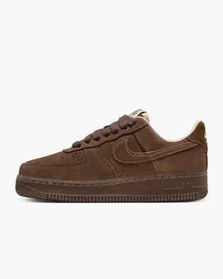 Кроссовки женские Nike Air Force 1 07 Shoes Brown FQ8901-259