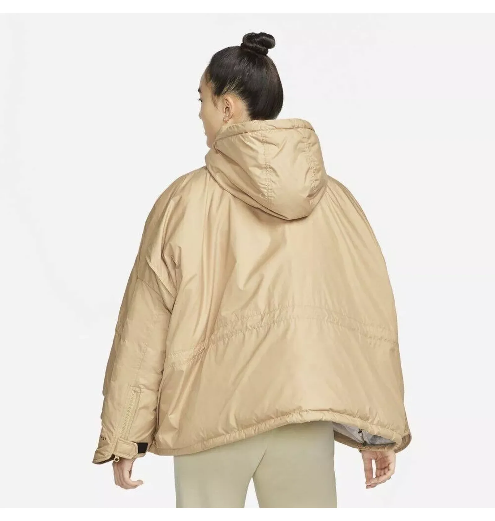 ᐉ Куртка женская Nike Therma-Fit Oversized Beige DD4648-200