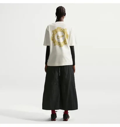 Футболка женская Nike Sportswear White IO3525-133