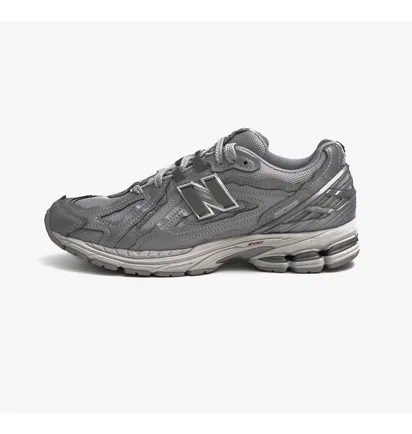 Кроссовки унисекс New Balance Protection Pack Reflective Grey M1906DH