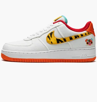 Кросівки жіночі Nike Air Force 1 07 Lx White DR0148-171