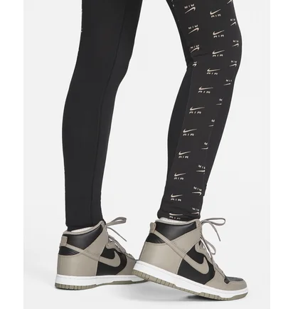 Легінси жіночі Nike Air Black Dv8056-010