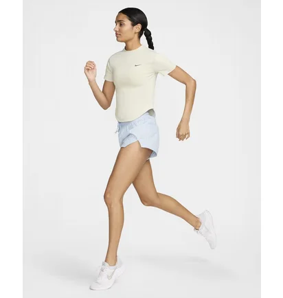Футболка женская Nike Running Division Dri-Fit Adv Short-Sleeve Running Top Yellow FN2581-394