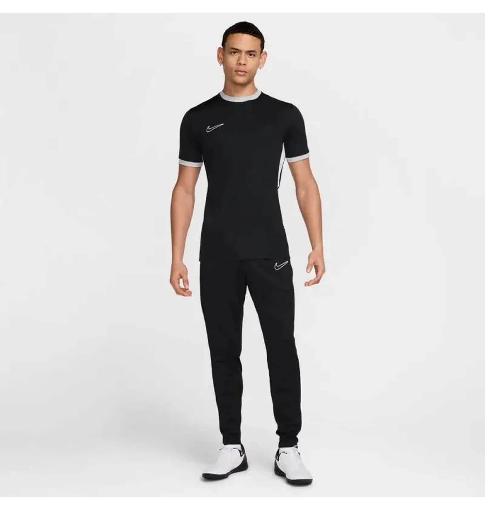 ᐉ Футболка унісекс Nike Dri-Fit Academy 25 Black FZ9754-010