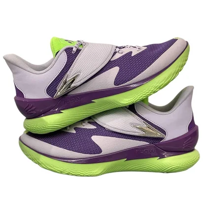 Кросівки чоловічі Under Armour Curry Fox 1 Violet/Beige 3028803-535