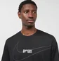 Футболка мужская Nike Swoosh T-Shirt Black FQ3785-010