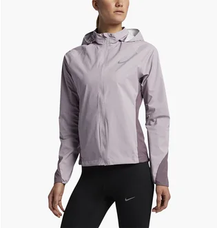 Куртка женская Nike Hpr-Shld Jkt Hd Zoned Violet 820565-533